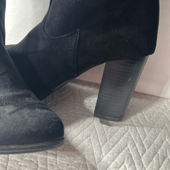 Cupid women’s size 8.5 poll on stretchy over the knee block, heel boot. - Picture 4 of 16